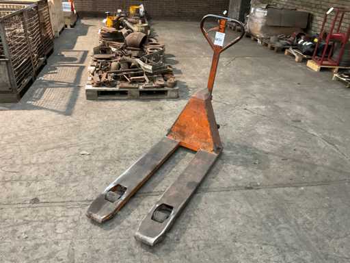 Hand hydraulic pallet truck