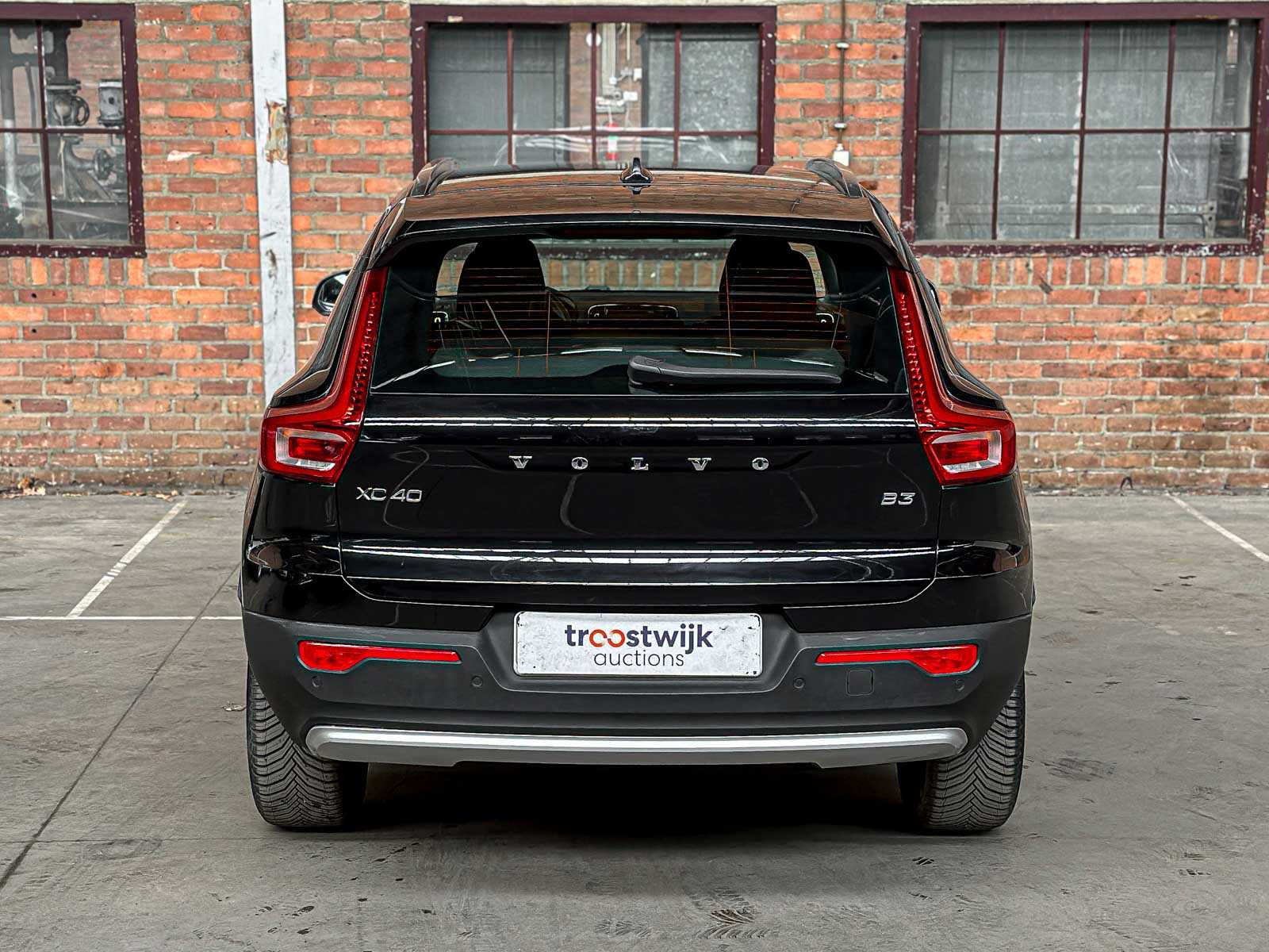 Volvo XC40 2.0 B3 Mild-Hybrid 163pk 2024