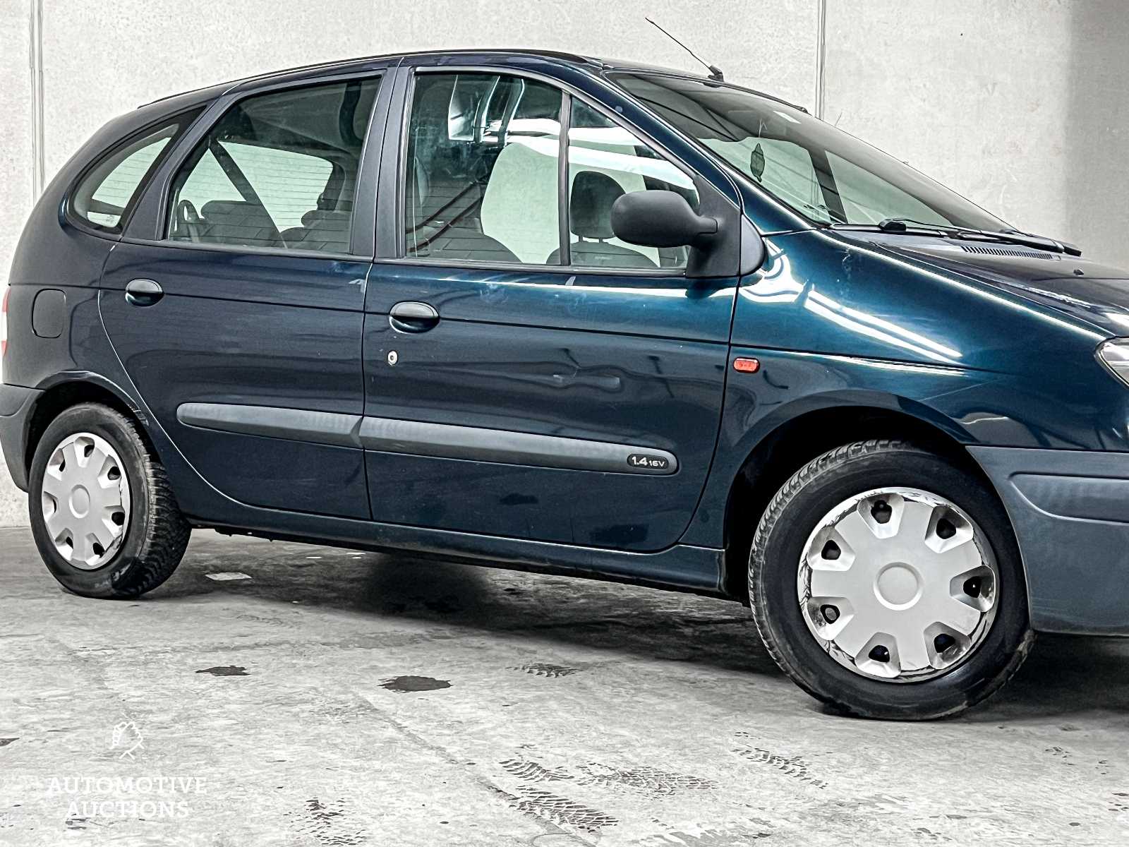 Renault Scénic 1.4-16V Air 95pk 2001 (Origineel-NL), 42-HH-GZ