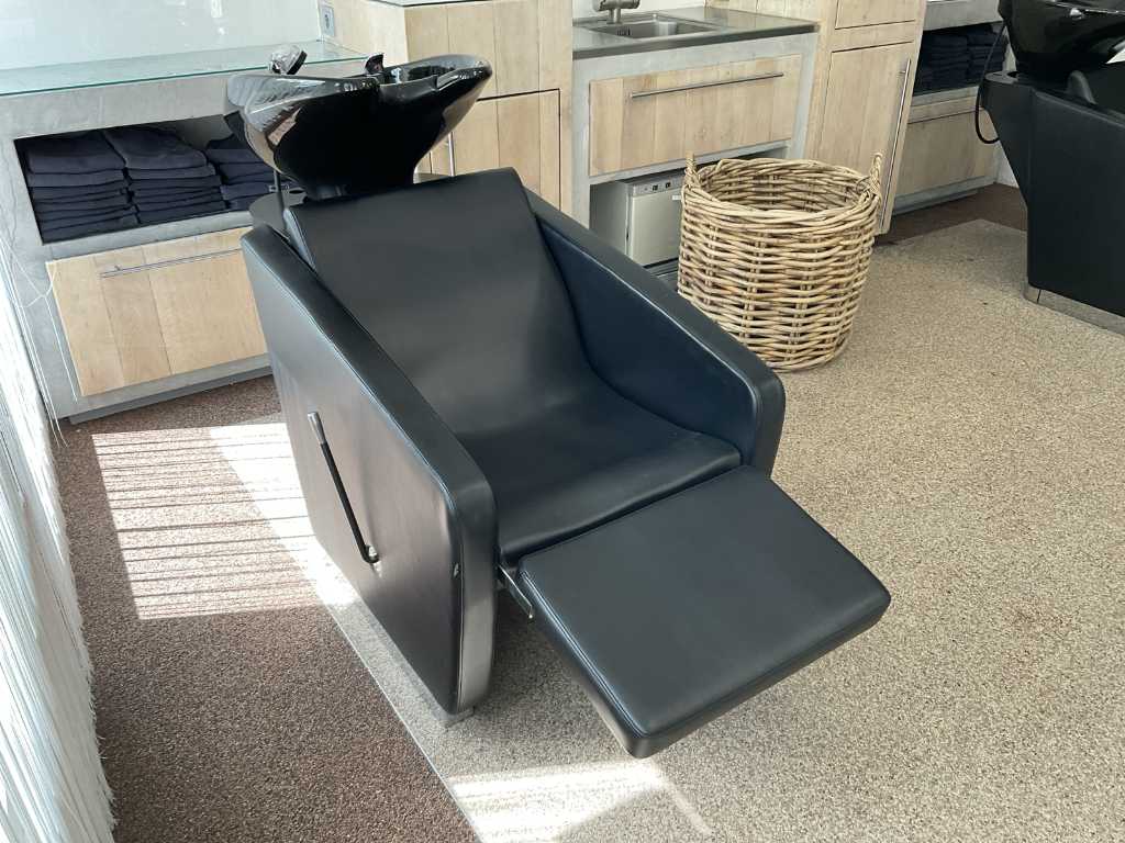 Washing table chair