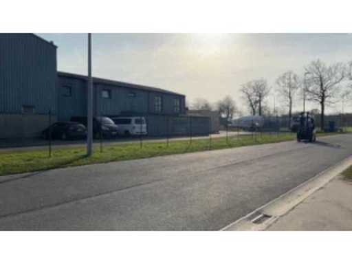 082197e9-9b76-4c65-8a54-edb1adf35648.mp4