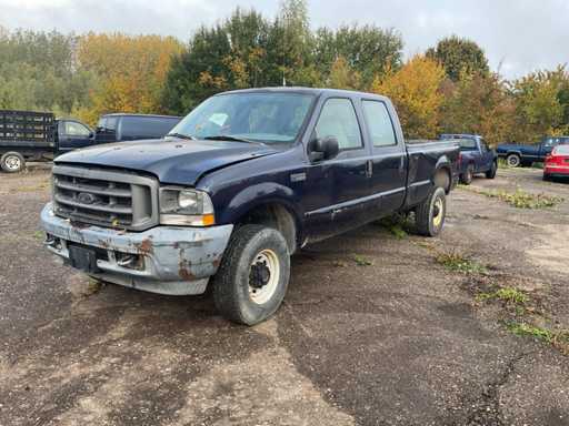 2002 Ford F350 Crew Cab Commercial Vehicle
