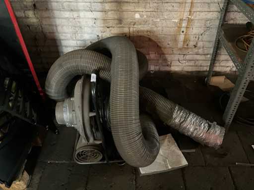 Sistema di aspirazione dei fumi di saldatura Euromate MNF