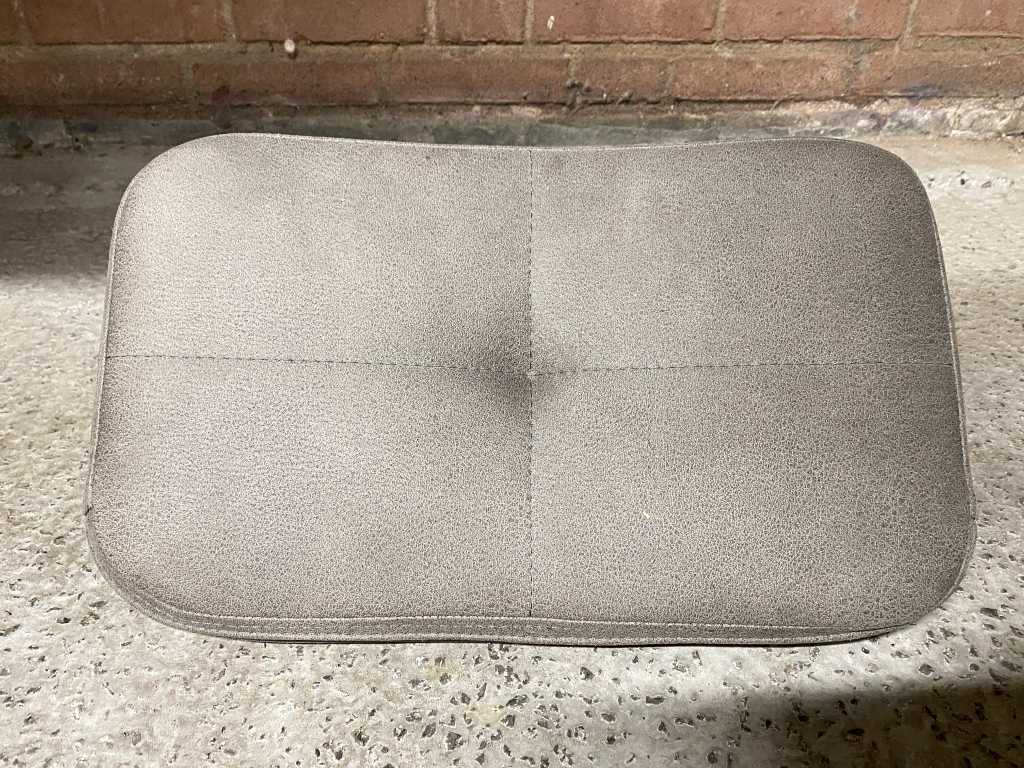 Satellite - Back upholstered with zipper (5x)