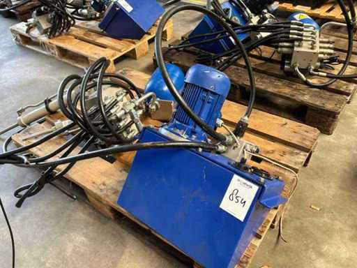 Pompa hydrauliczna / blok dystrybucyjny