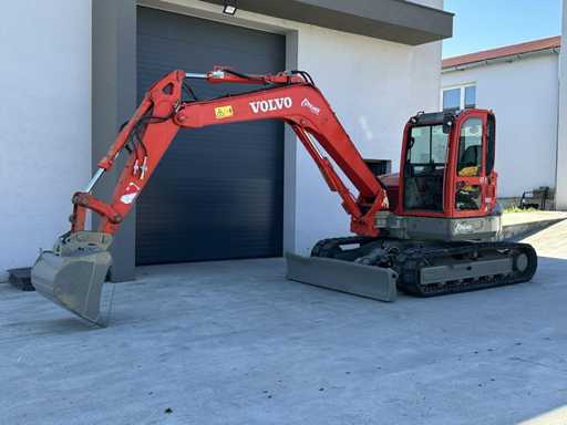 Koparka gąsienicowa Volvo ECR88D z 2018 roku