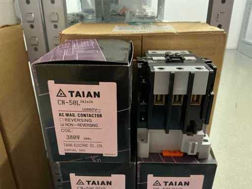 Contactori magnetici Lot Taian CN-50L AC (17x)