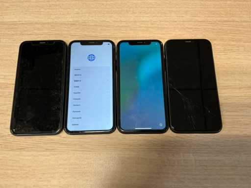Apple Iphone XR (64GB) Mobile Phone (4x)
