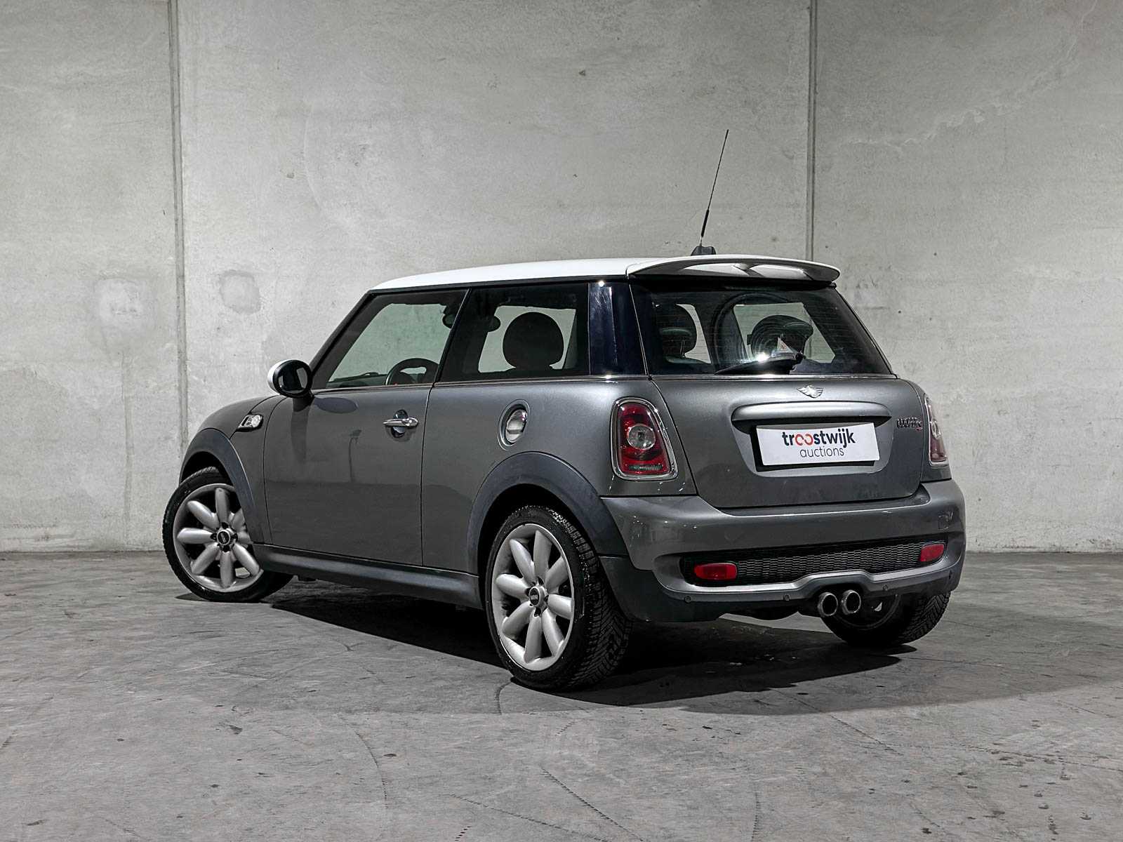 Mini Cooper S -AUTOMAAT- 1.6 174pk 2010, 29-LDD-3