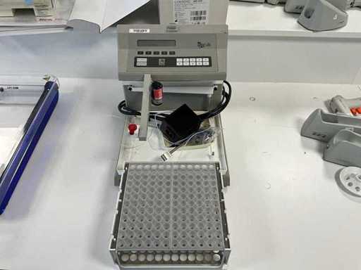 Colector de fracții DIONEX FC 144