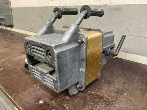 Mirror welding machine