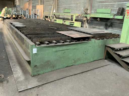 Table de découpe PI