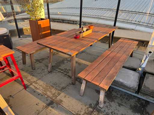 Cabines - Table de table en terrasse en bois avec 2 bancs