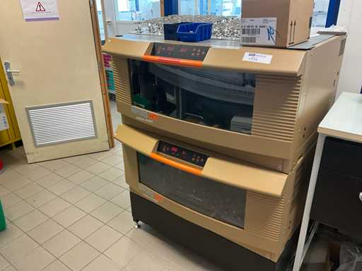 2018 INFORS HT Multitron Incubator Shaker