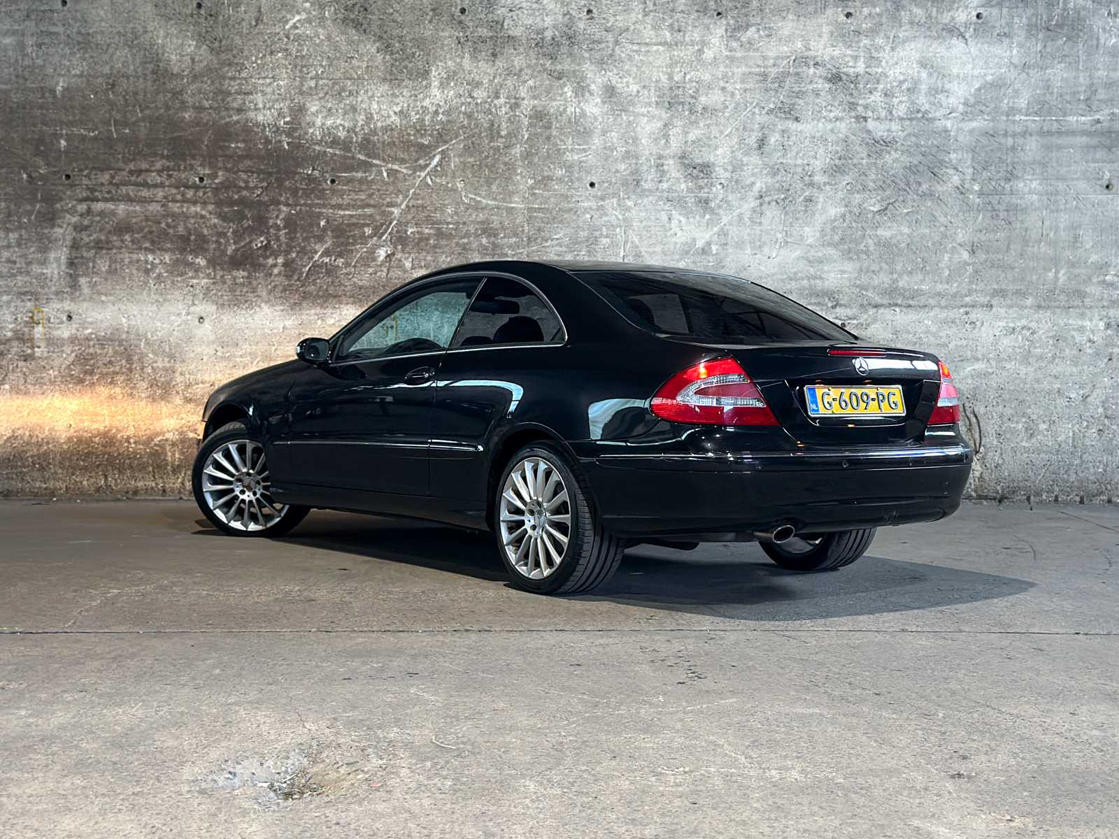 Mercedes-Benz CLK240 Coupé Elegance 170pk 2002 (Automaat) CLK-klasse, G-609-PG
