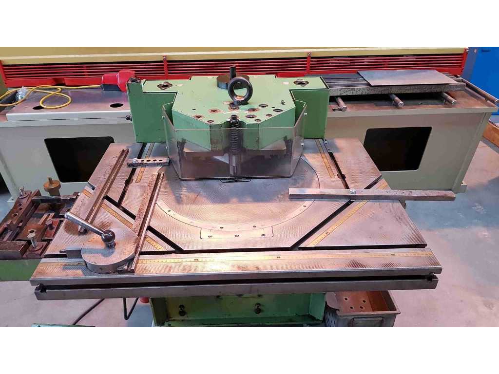 Boschert - K 30.120 - Pneumatische hoekkerfmachine