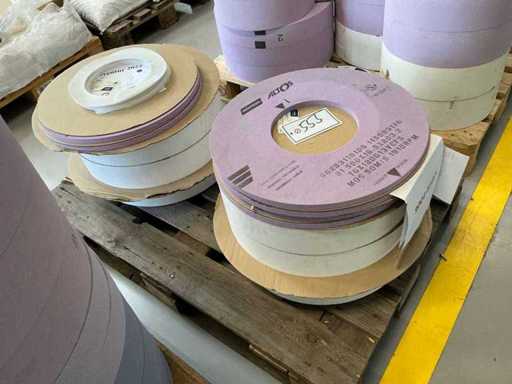 Grinding wheels