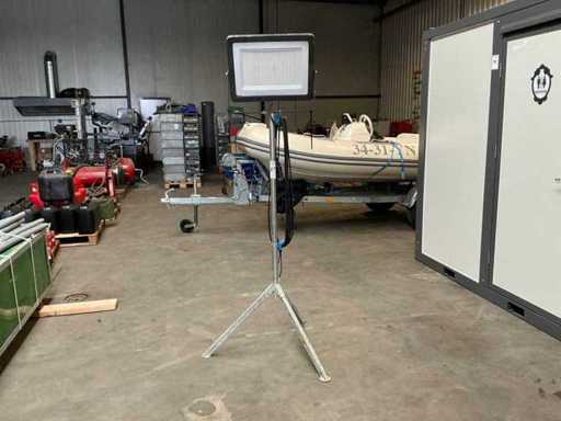 Lampa konstrukcyjna Vetec