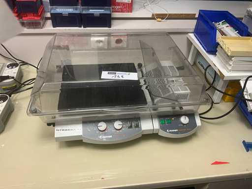 HEIDOLPH TITRAMAX/INKUBATOR 1000 Inkubator Inkubator Stołowy