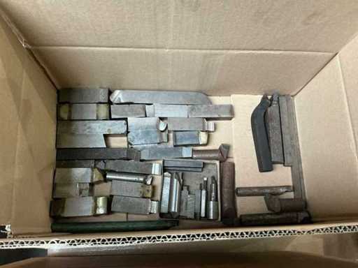 Various turning chisels