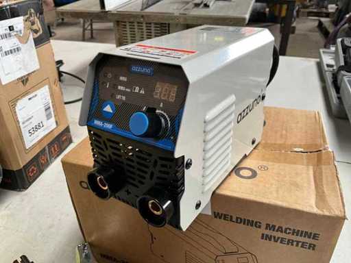 Macchina per saldatura a elettrodi Azzuno MMA-200F