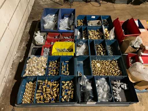 Partij installatiemateriaal