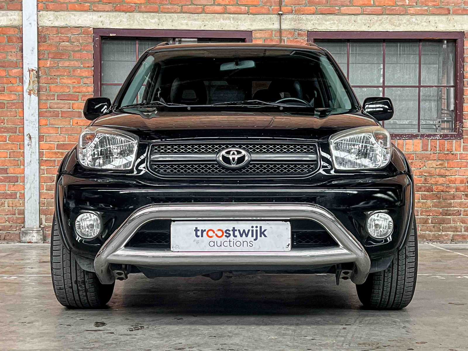 Toyota RAV4 2.0-16V VVT-i Sol (Automaat) 150pk 2004, 76-HFB-9 Youngtimer