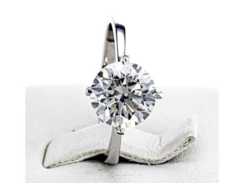 Exclusive luxury jewelry in natural diamonds and precious stones