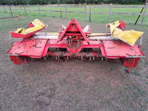 Pottinger avec conditionneur 3 mètres Moissonneuse à gazon - Tondeuse avant