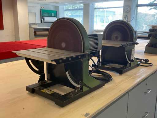 Huvema HU 305 BDS Schijfschuurmachine (2x)