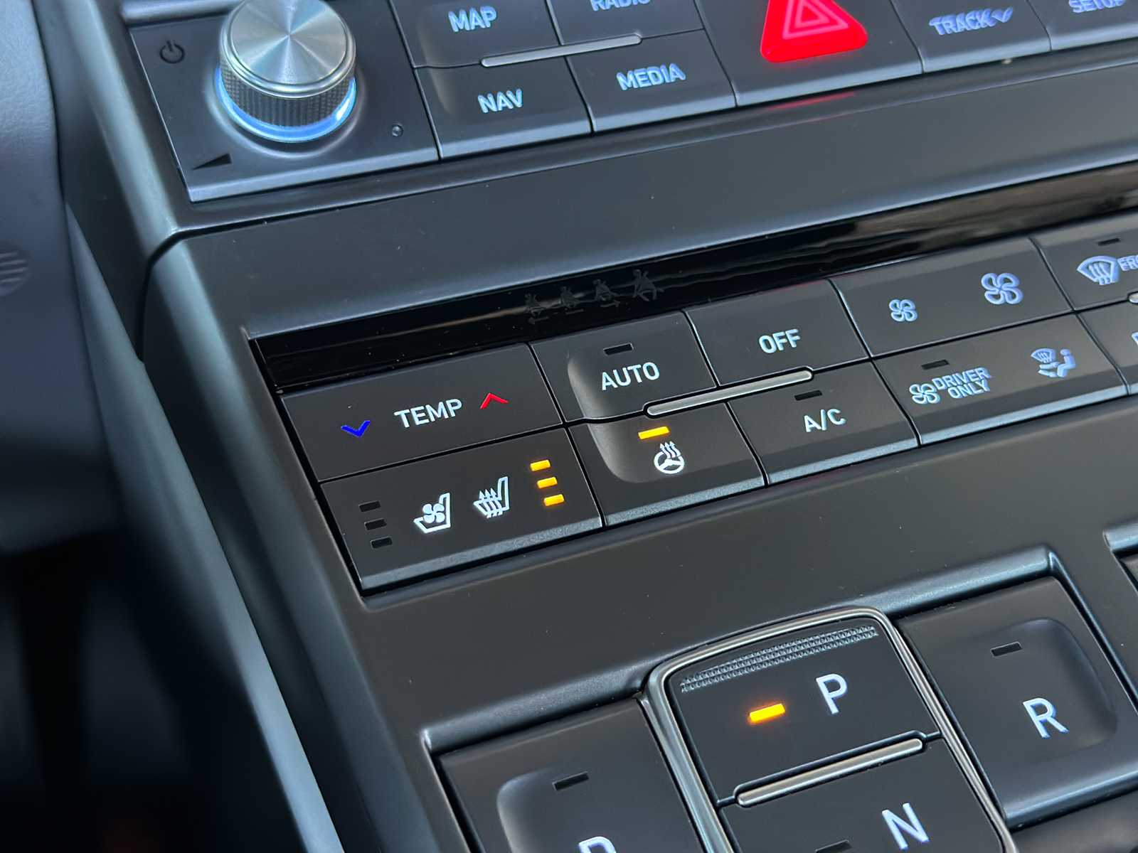 Hyundai NEXO FCEV Plus Pack 163pk 2020 (Origineel-NL), J-193-NB