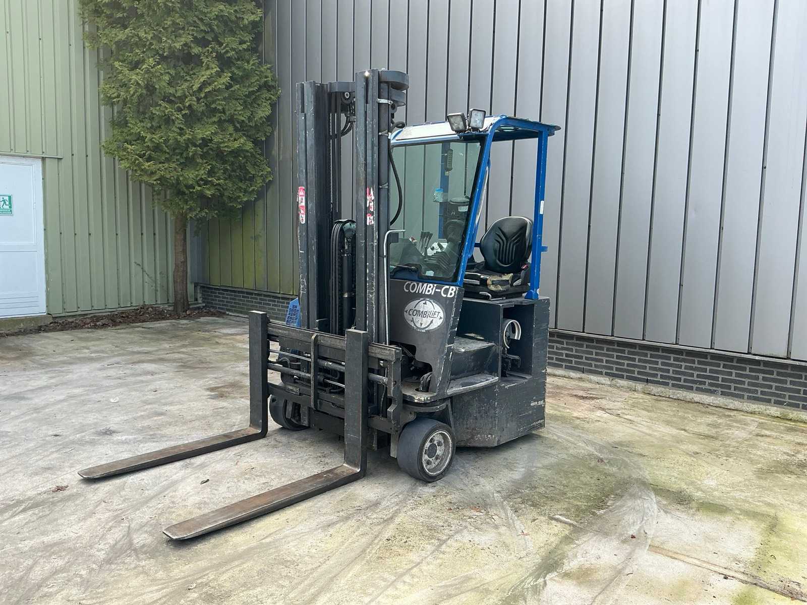 2017 – Combilift – CB3000 – Forklift
