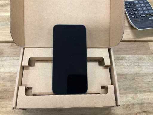 Apple 13 128 GB Iphone