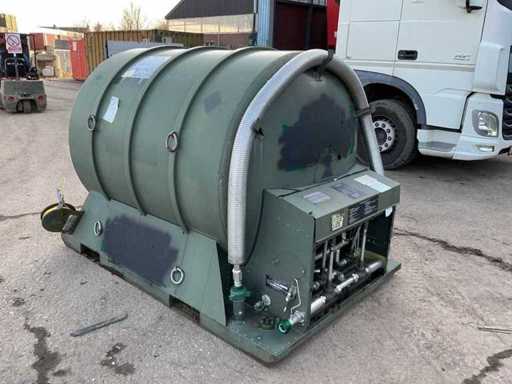 Liquid argon storage tank