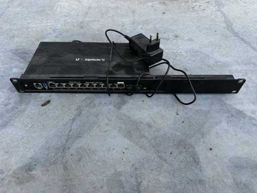 1x Unifi Edge Router 12