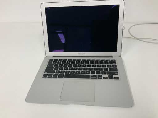 Apple A1369 MacBook Air MC965LL/A de 13 inch