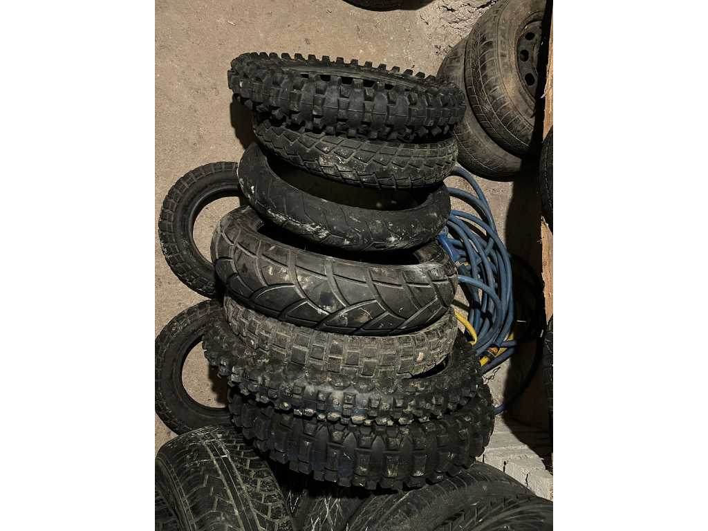 Micelin, Dunlop, Gibson - Motorcycle tires (13x)