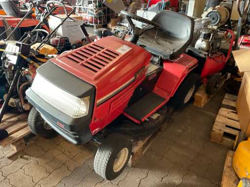 Tractor de gazon MTD 12530