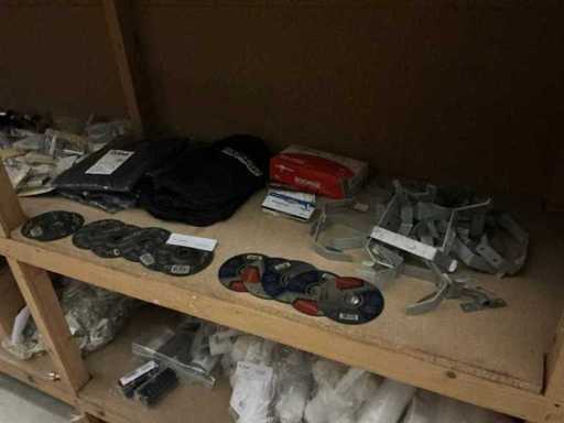 Aannemersmateriaal divers