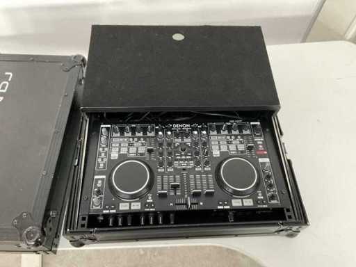 DJ Console Denon DN-MC6000 met behuizing