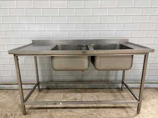 Zlew ze stali nierdzewnej z głębokim podwójnym zlewem