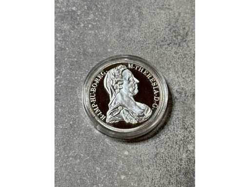 2€ Austria in colour