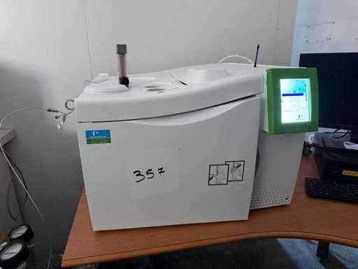 Gas Chromatograph