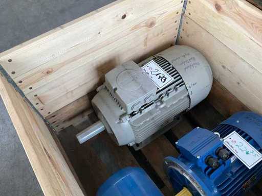 ELEKTRA electric motor