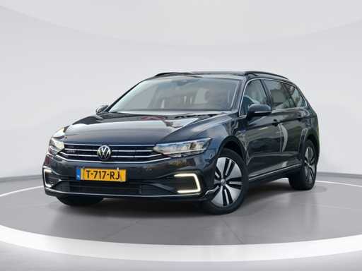Volkswagen Passat Wariant 1.4 TSI PHEV GTE Business 2020 | T-717-RJ