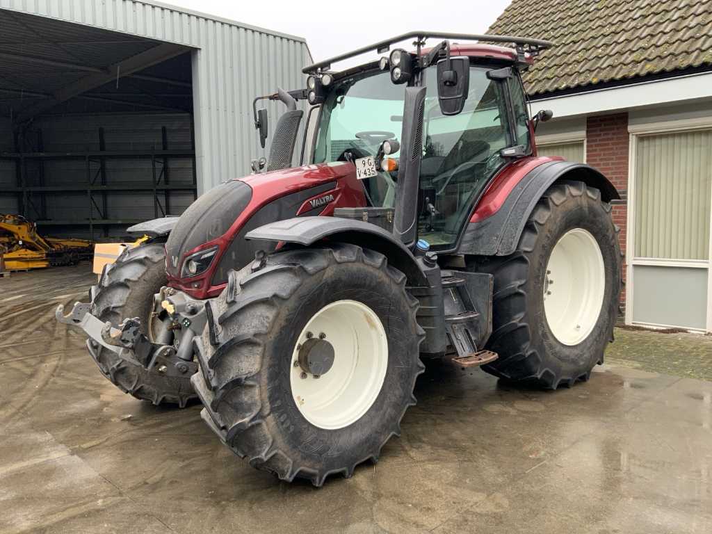 2019 Valtra N154Ed Smarttouch Four Wheel Drive Farm Tractor