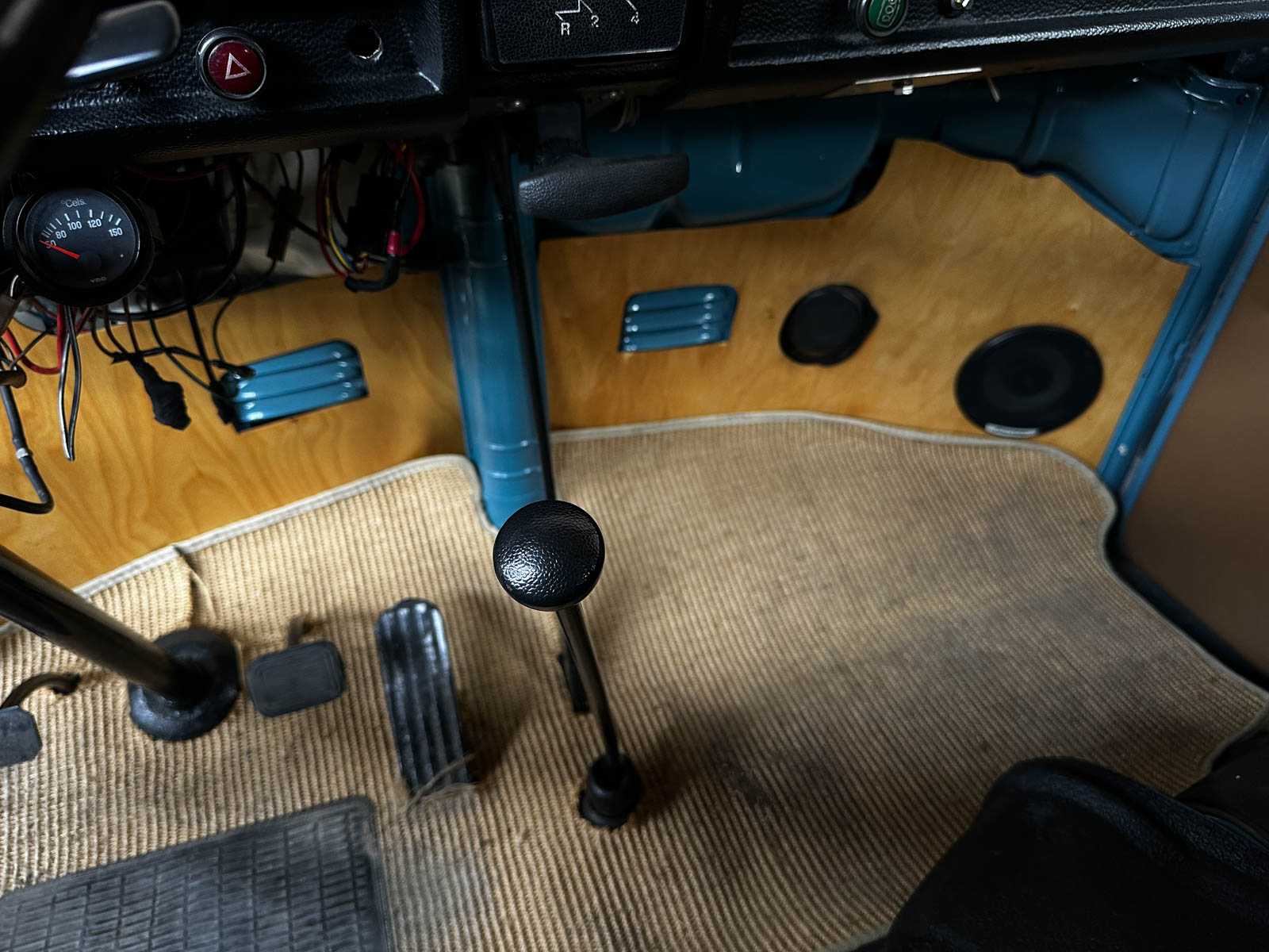 Volkswagen 23-517 Camper 1973, 07-YB-44