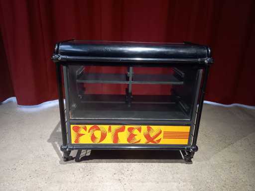 RETRO Display cabinets (2x)