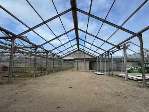 Staalconstructie (ca 270m2)