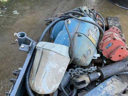 1977 Demag PK10N-F Elektrische kettingtakel